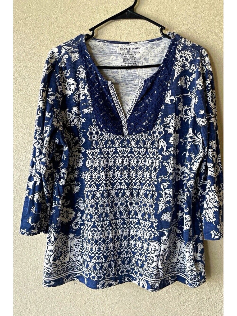 HANNAH L Tunic Top V Neck Floral 3/4 Sleeve Blue White Knit Pullover
